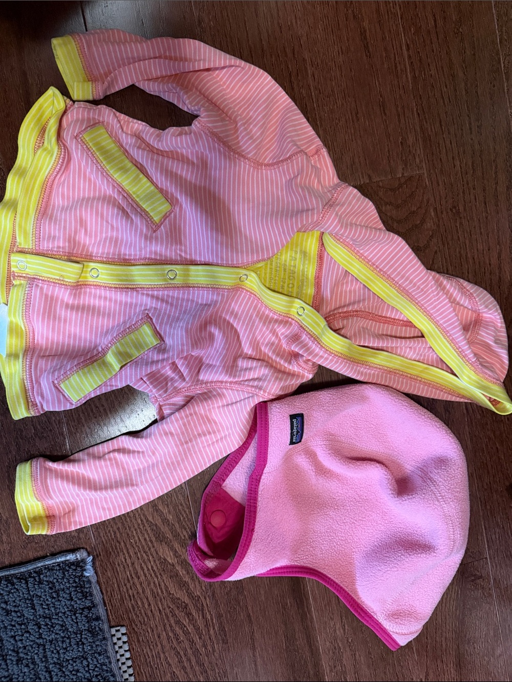 Pink Patagonia Bundle sweater and Fleece Hat